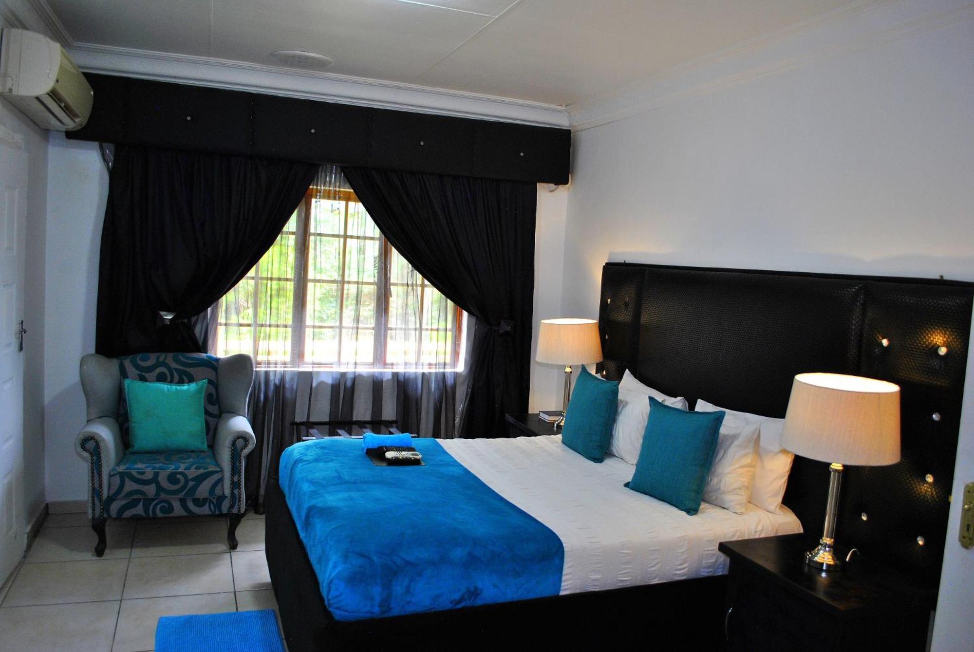 Lapologa Bed & Breakfast 트자넨 외부 사진