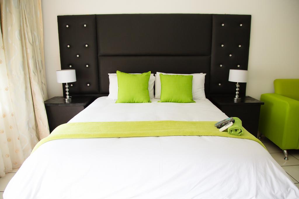 Lapologa Bed & Breakfast 트자넨 객실 사진