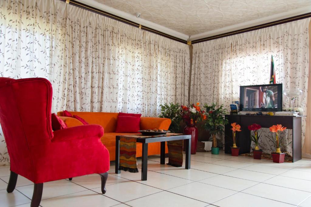 Lapologa Bed & Breakfast 트자넨 외부 사진