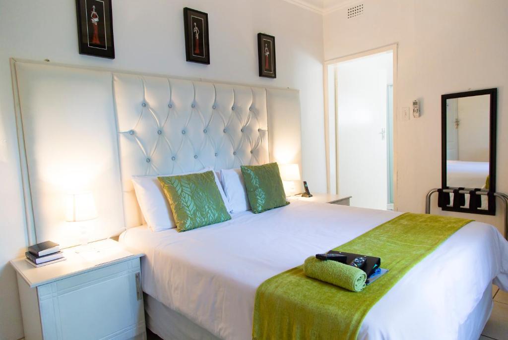 Lapologa Bed & Breakfast 트자넨 객실 사진